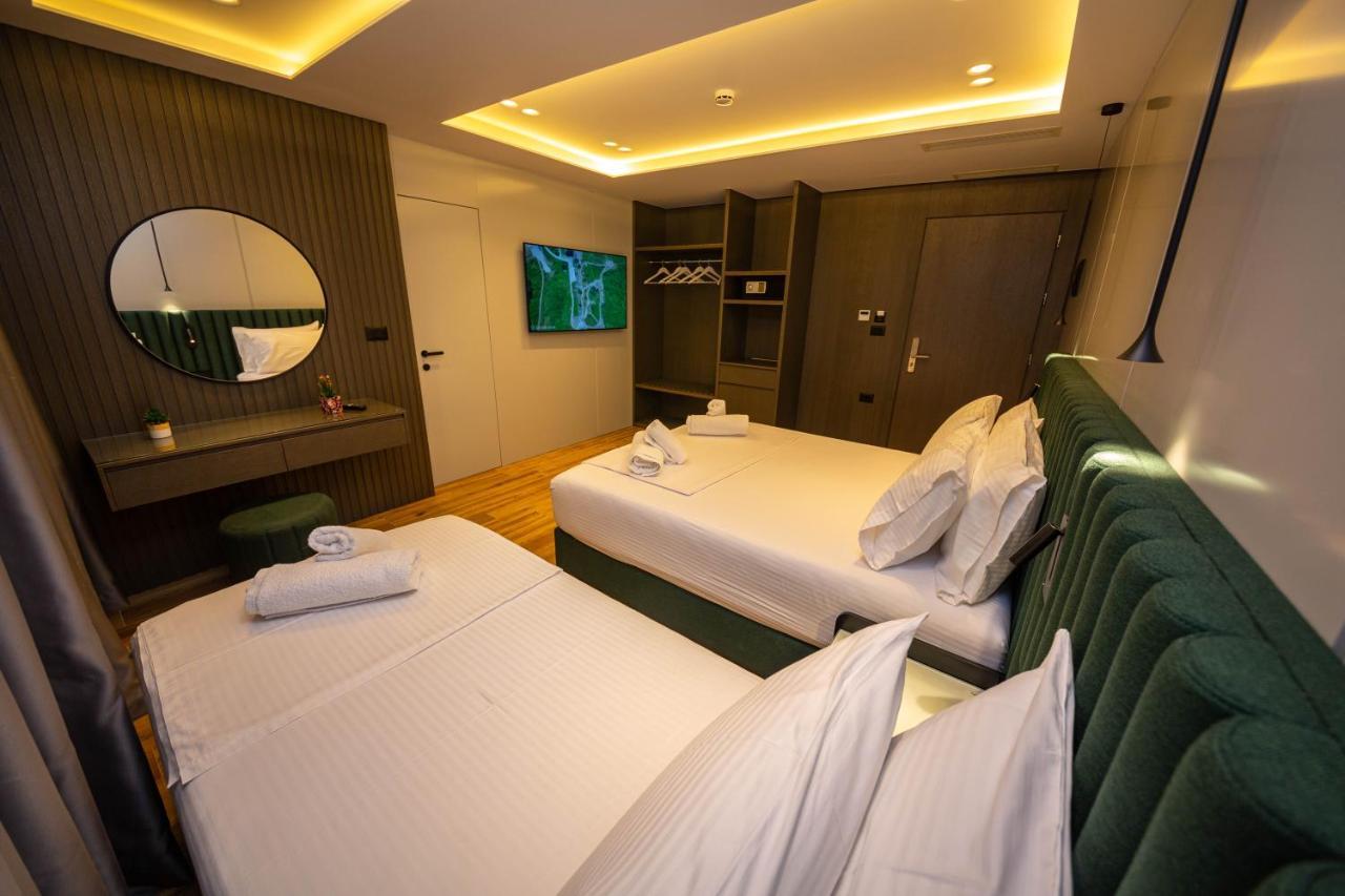 Hotel Lili-1 Saranda