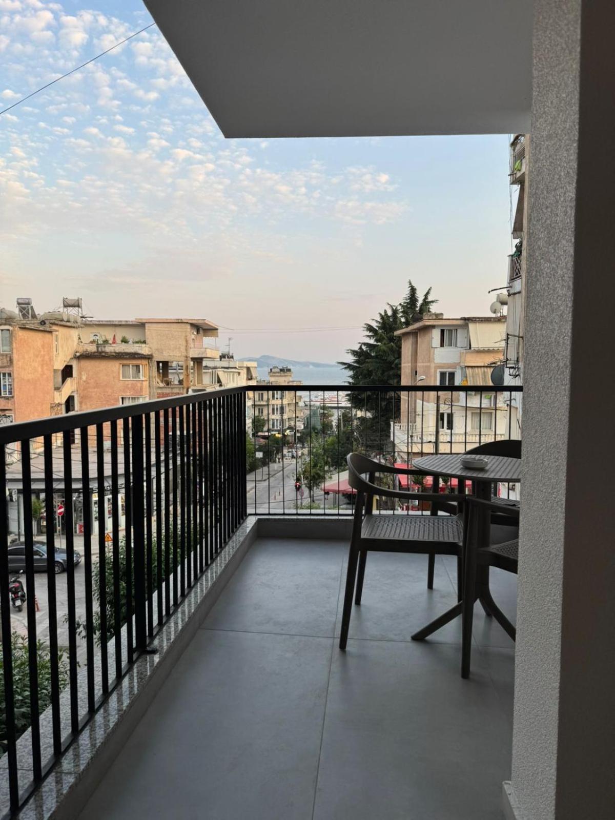 Lili-1 Saranda